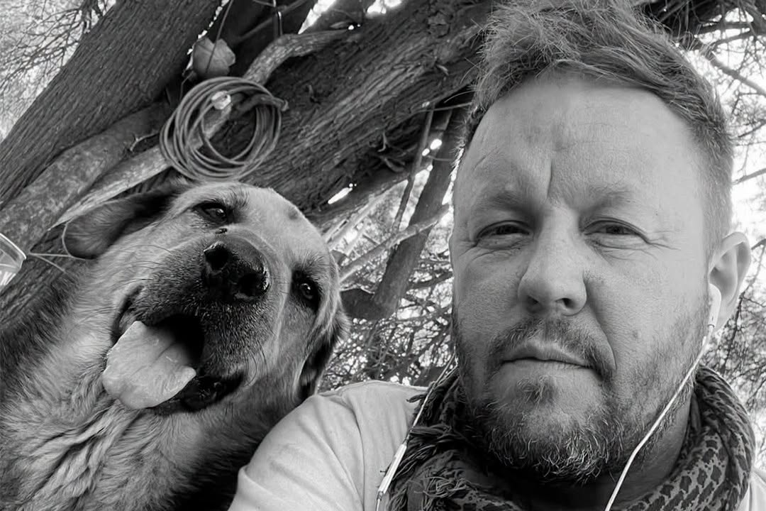 🐾 Hasta siempre, «Polaco»: La historia del hombre que convirtió su dolor en un refugio de amor